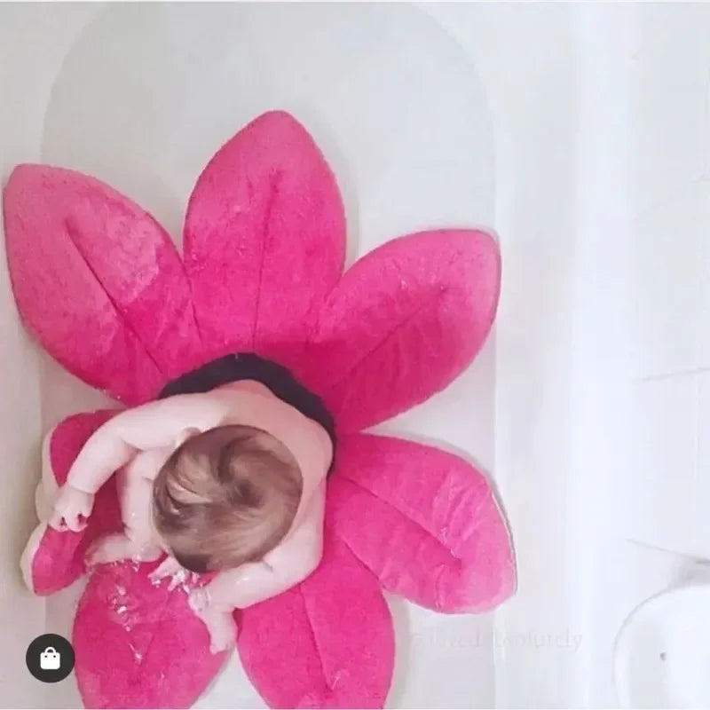 Nonslip Baby Shower Bath Tub Flower Pad Bath Infant Newborn Safety Security Bath Support Cushion Bathtub Mat Newborn Shower Seat